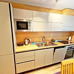 Luxapart Cobanija Centar Free Garage Parking סראייבו