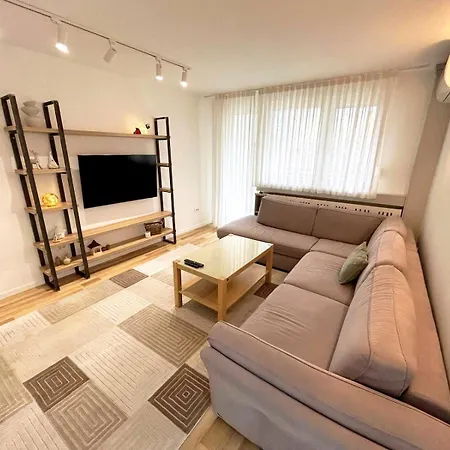 Luxapart Cobanija Centar Free Garage Parking