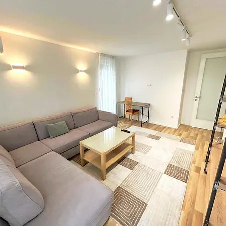 Luxapart Cobanija Centar Free Garage Parking דירה סראייבו